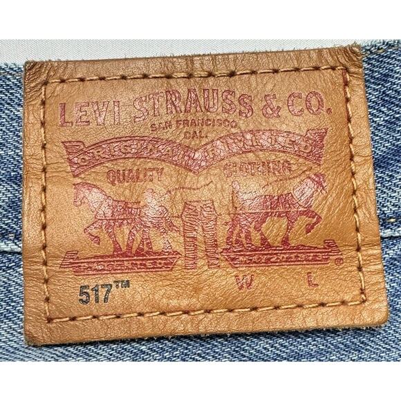 Levis 517 Women's Straight Leg Distressed Crop Jeans - Size 28x26.5 - Picture 4 of 8